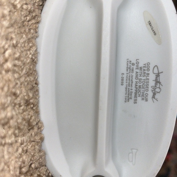 PRECIOUS MOMENTS - Picture 2 of 3